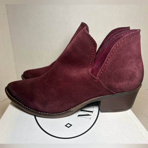Steve Madden Austin Maroon Suede Leather Ankle Boots - Picture 7 of 11